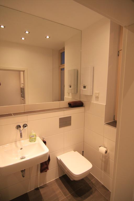 City Apartments エアフルト 部屋 写真