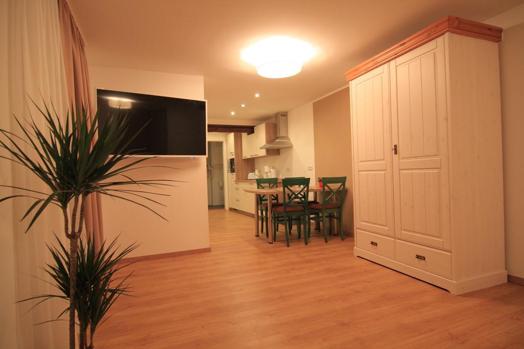 City Apartments エアフルト 部屋 写真
