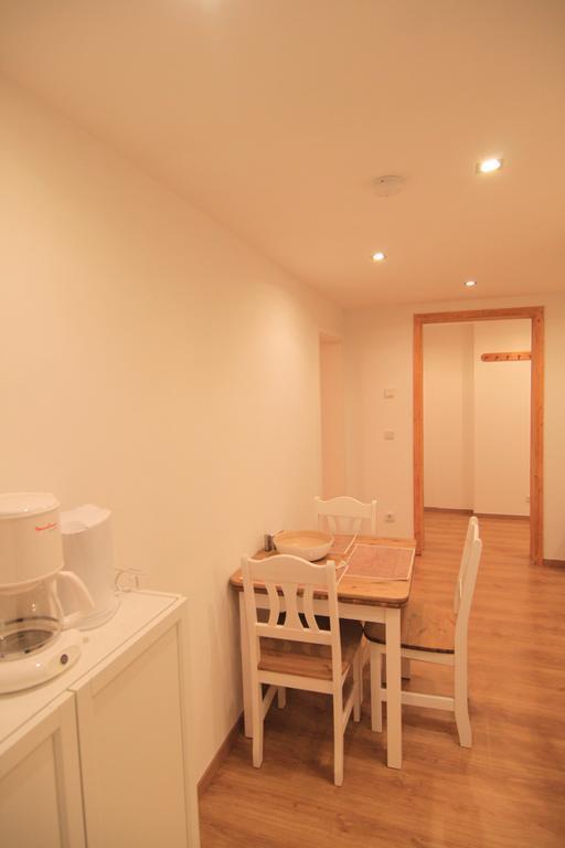 City Apartments エアフルト 部屋 写真